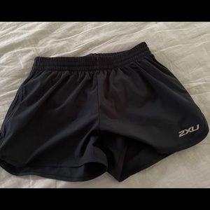 2xu womens black lined Running Shorts